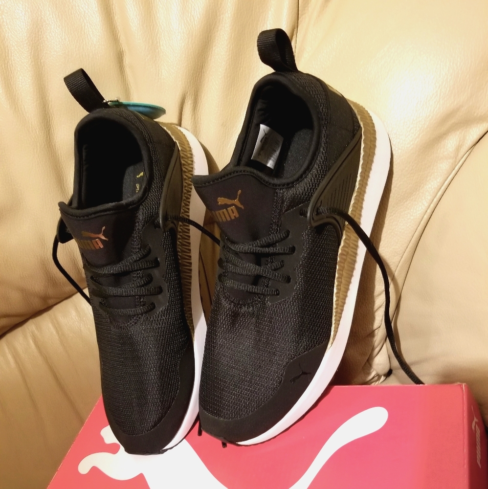 Tennis Shoes